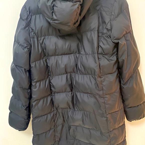 Hudson’s Bay Company down filled puffer coat with classic stripes lining. - Picture 4 of 5